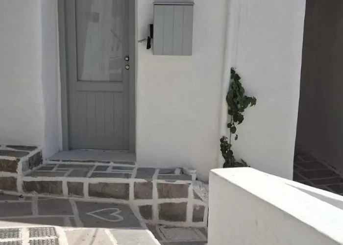 M Petite Lägenhet Ios